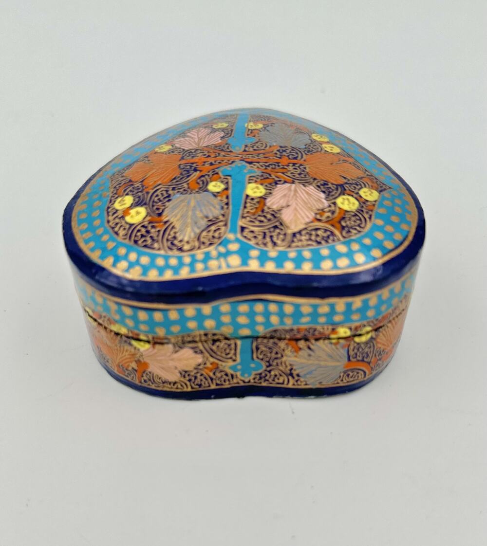 Kashmiri Papier-Mâché Heart Trinket Box, Hand-Painted Gold Floral